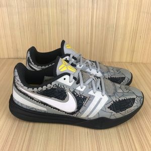 Nike Zoom Kobe Mentality Cracked Pavement